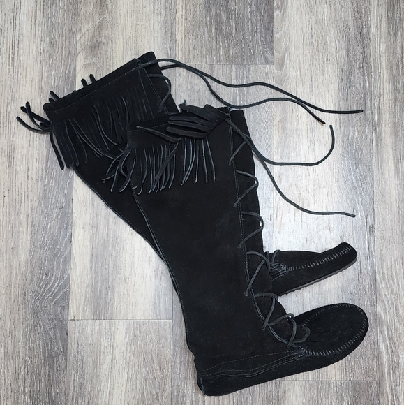 Minnetonka Moccasin Black Fringe Knee-High Women's Boots Lace Up - Picture 3 of 11